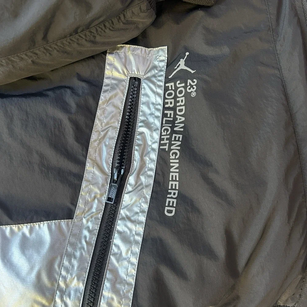 Jordan 23 Engineered MA-1 Black‎ Silver Puffer Jacket Mens Down Fill Size L MINT